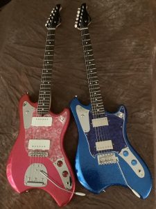 「151A-MO ラメ」オールラッカー塗装でラメ青とピンクを塗装。